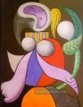 Frau mit einer Blume 1932 kubist Pablo Picasso